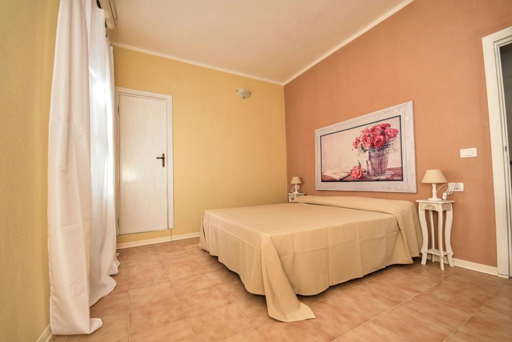 Domus Regia Otel Olbia Dış mekan fotoğraf