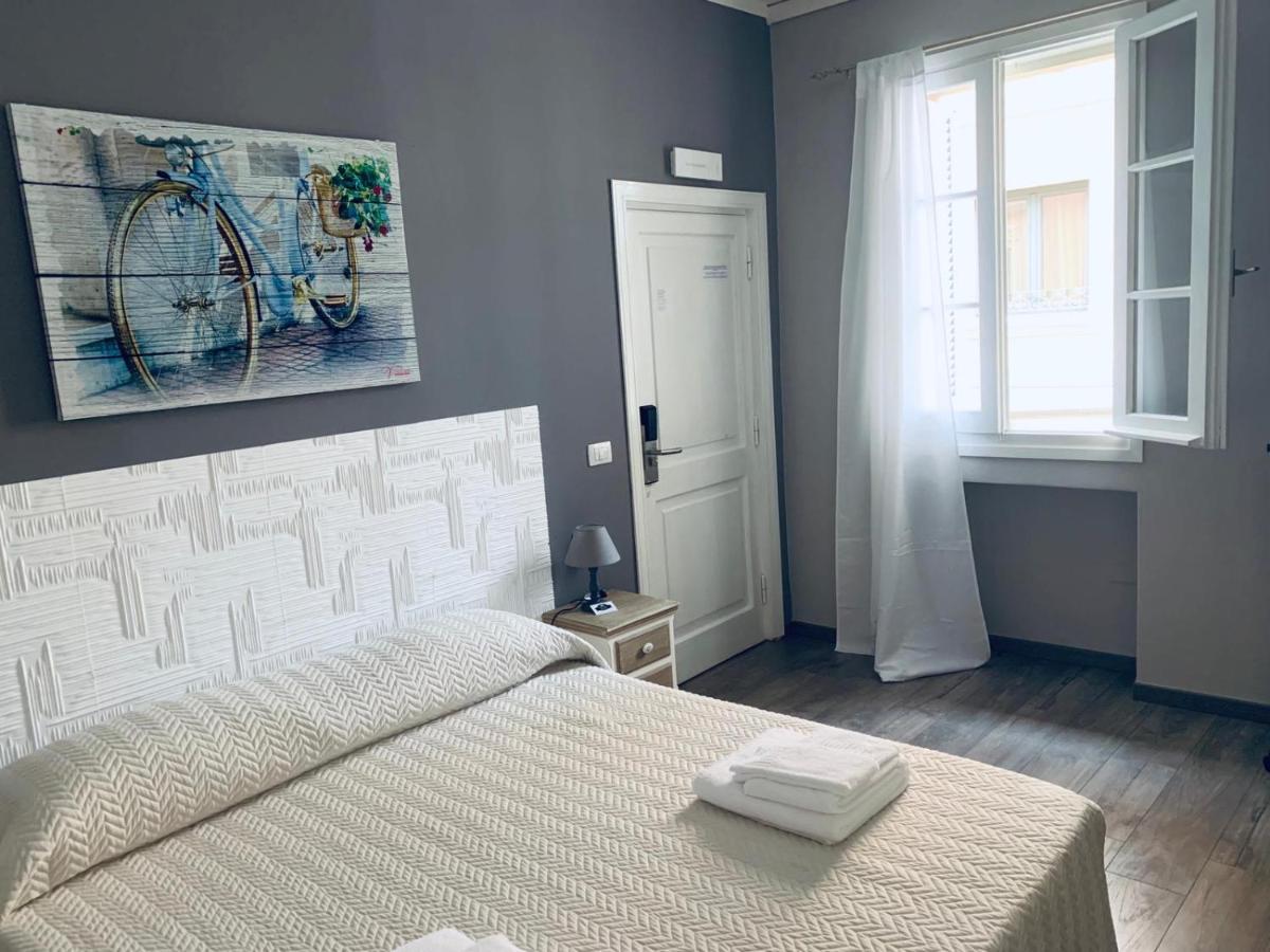Domus Regia Otel Olbia Dış mekan fotoğraf